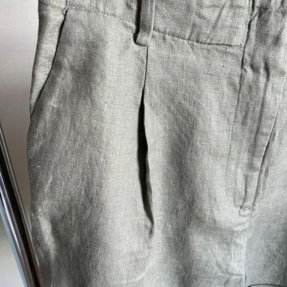 & Other Stories Tailored Wide-Leg Linen Shorts in Size 2 - Picture 5 of 13